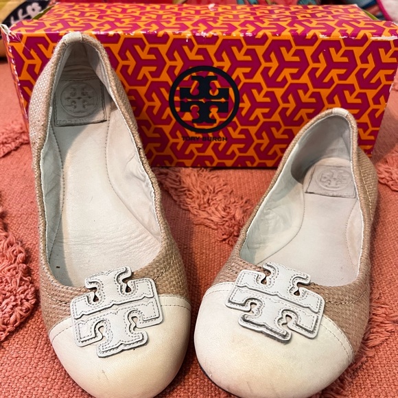 Tory Burch flats size 7M - Picture 2 of 4